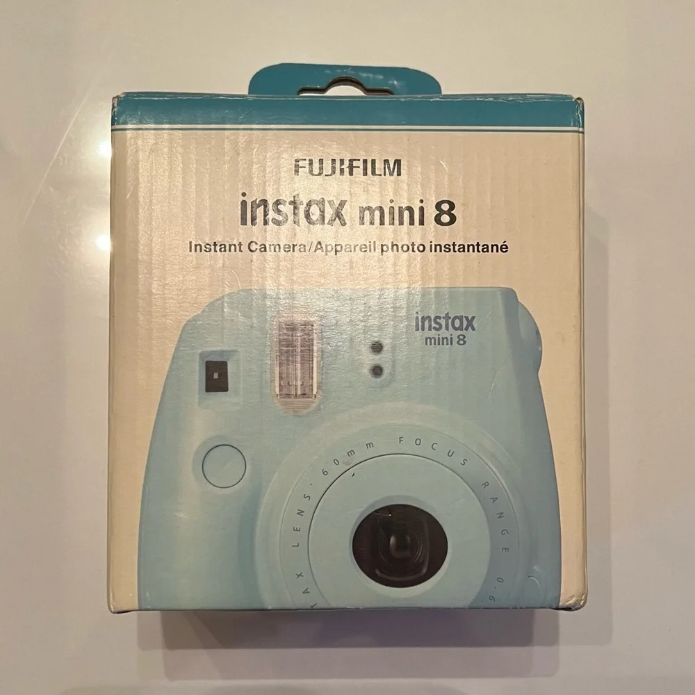 blue fujifilm instax mini 8